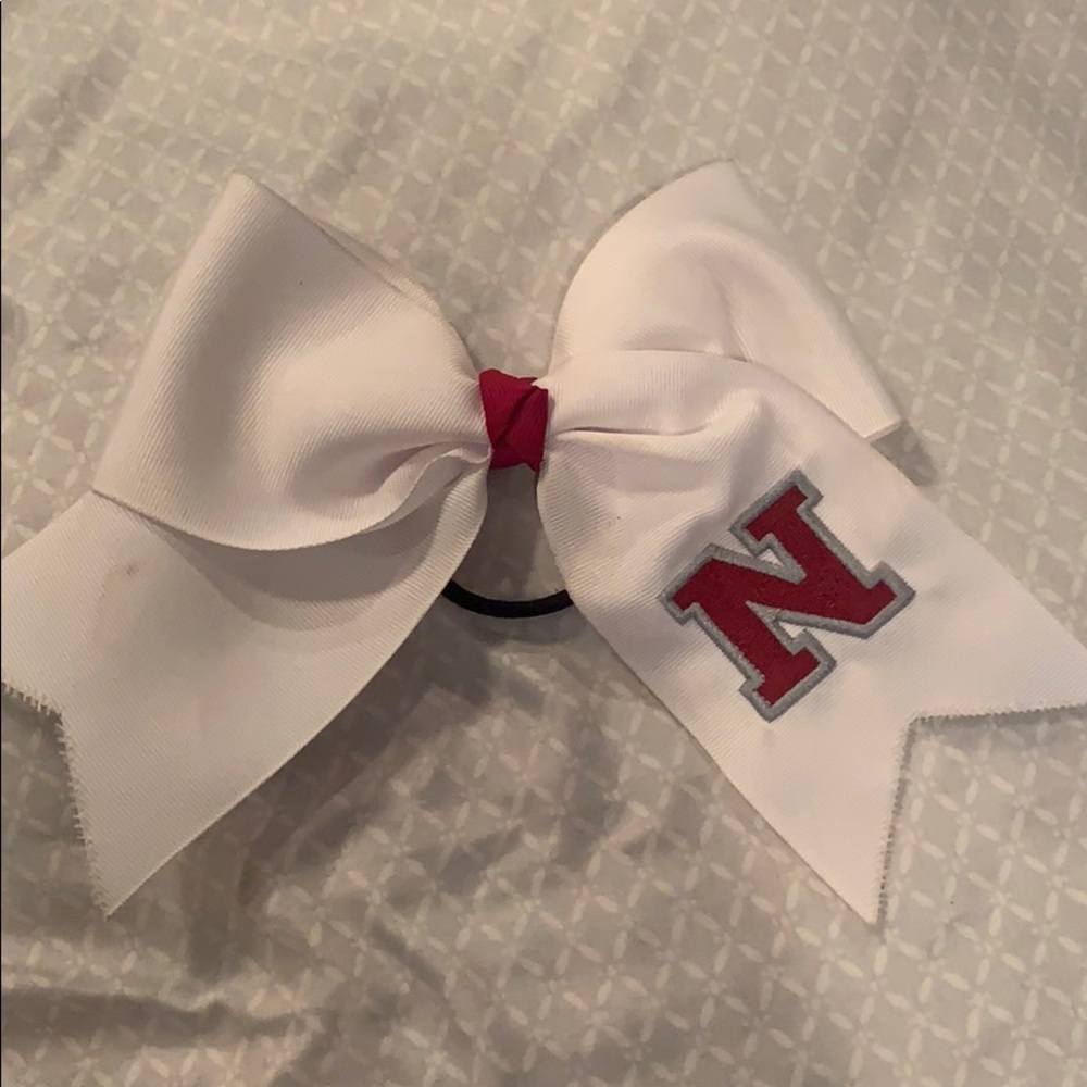 Cheer Bow